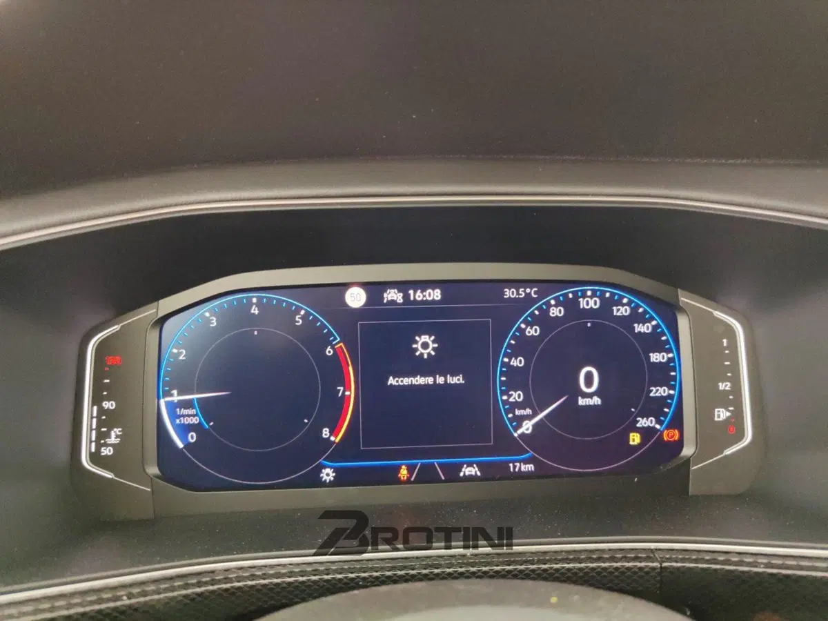 Volkswagen T-Cross nuova a Massa-Carrara (13)