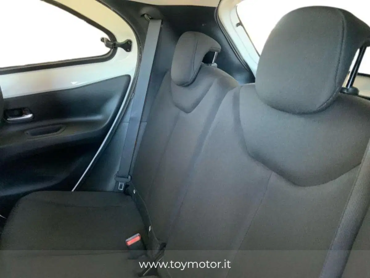 Toyota Aygo X usata a Perugia (12)