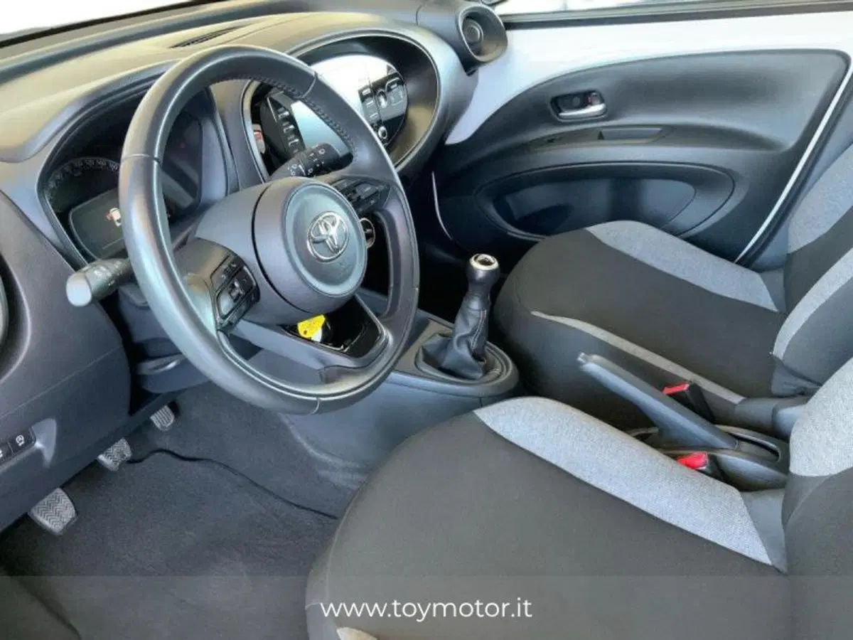 Toyota Aygo X usata a Perugia (8)