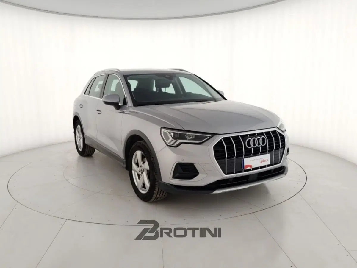 Audi Q3 usata a Massa-Carrara (4)
