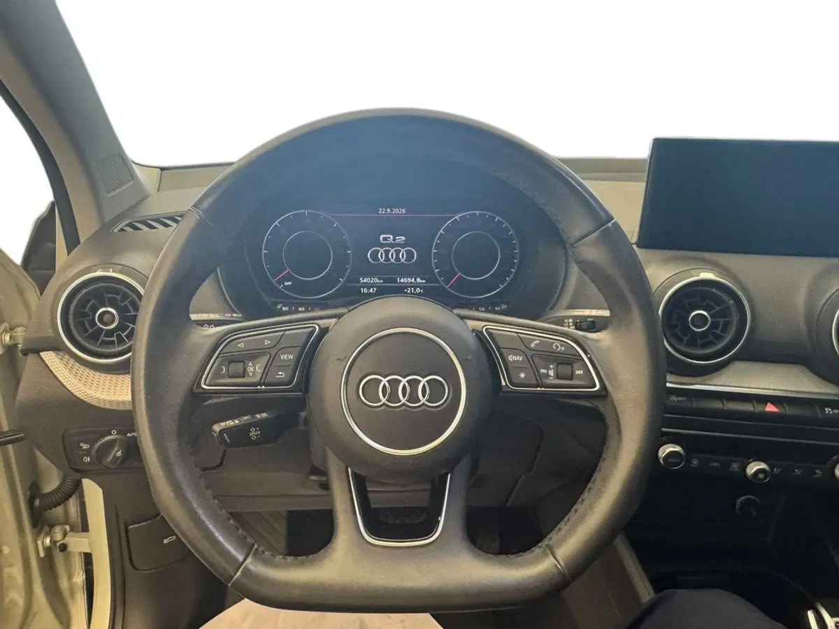 Audi Q2 usata a Caserta (7)
