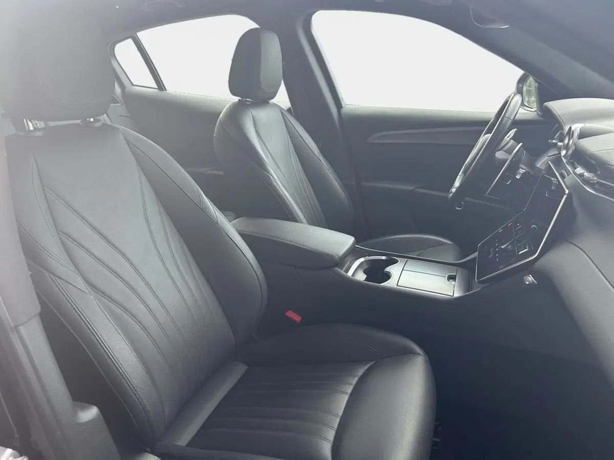 Maserati Grecale usata a Ancona (7)