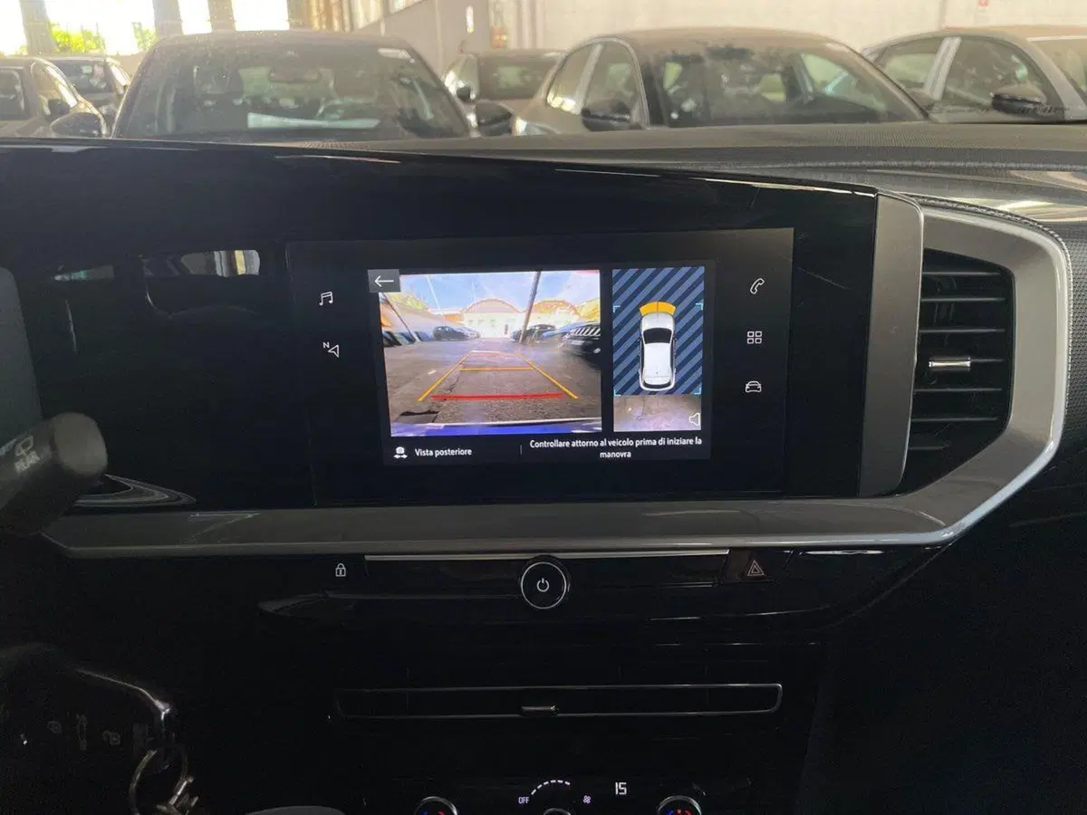 Opel Mokka usata a Salerno (19)