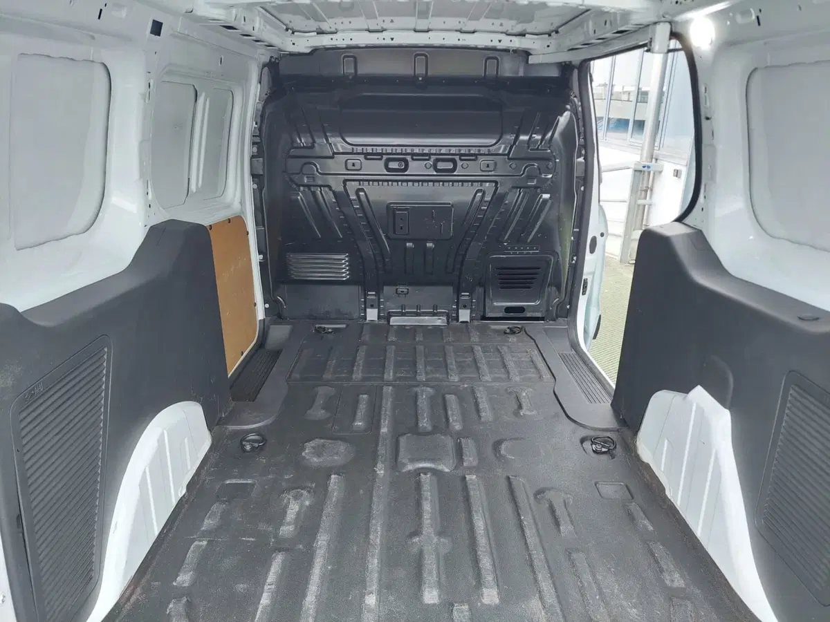 Ford Transit Connect Furgone usata a Treviso (13)