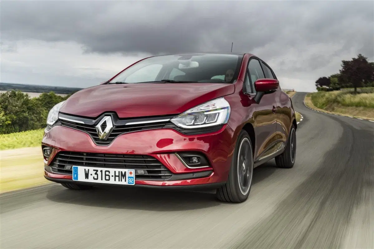 Renault Clio usata a Palermo (8)