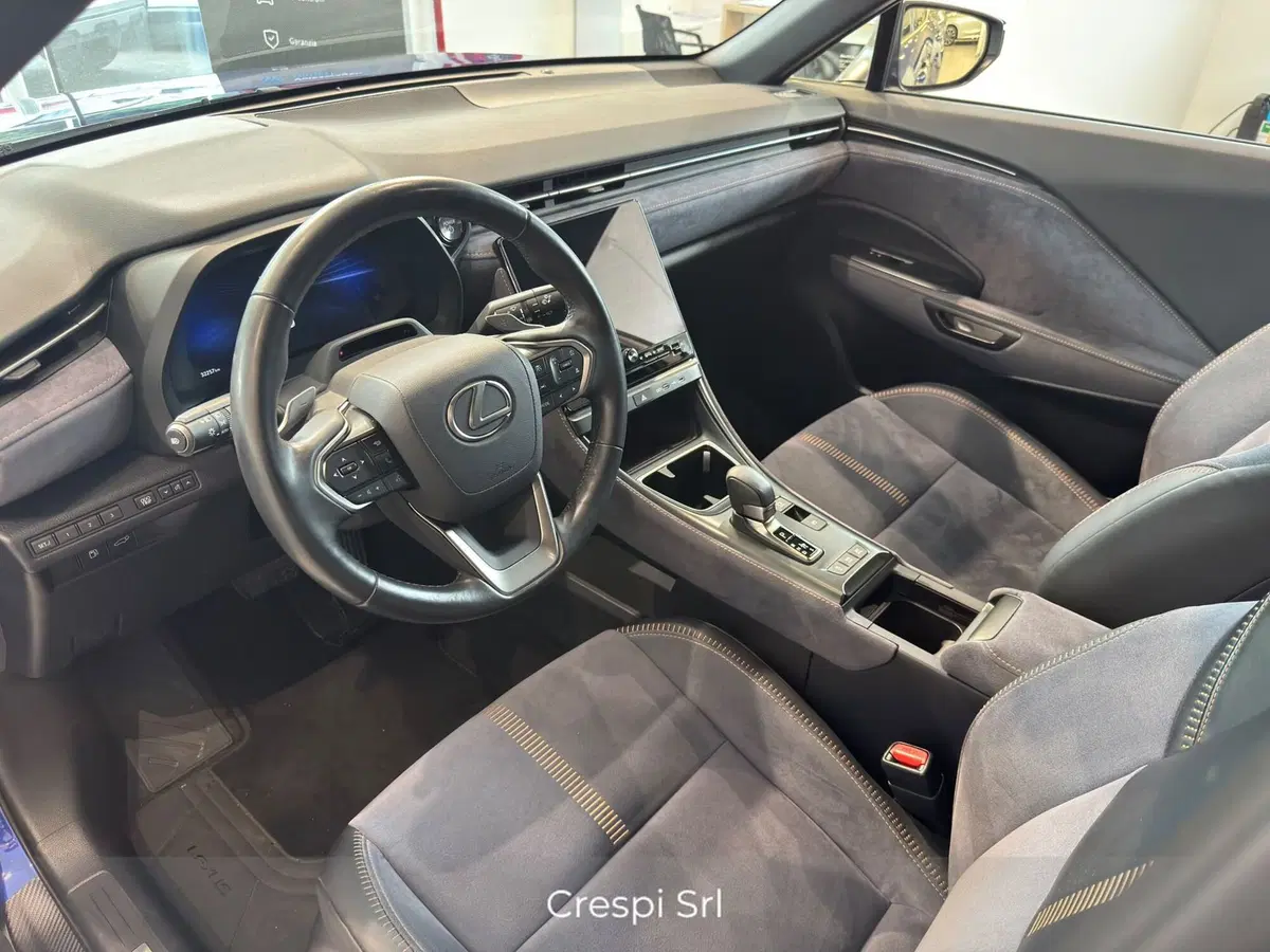 Lexus LBX usata a Varese (10)