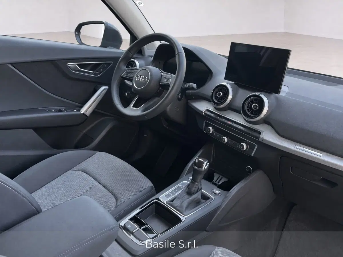 Audi Q2 usata a Taranto (6)