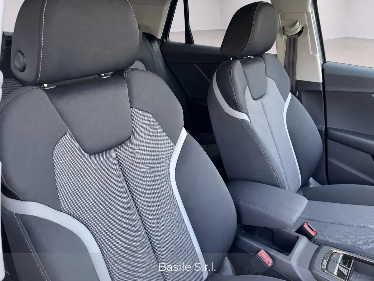 Audi Q2 usata a Taranto (7)