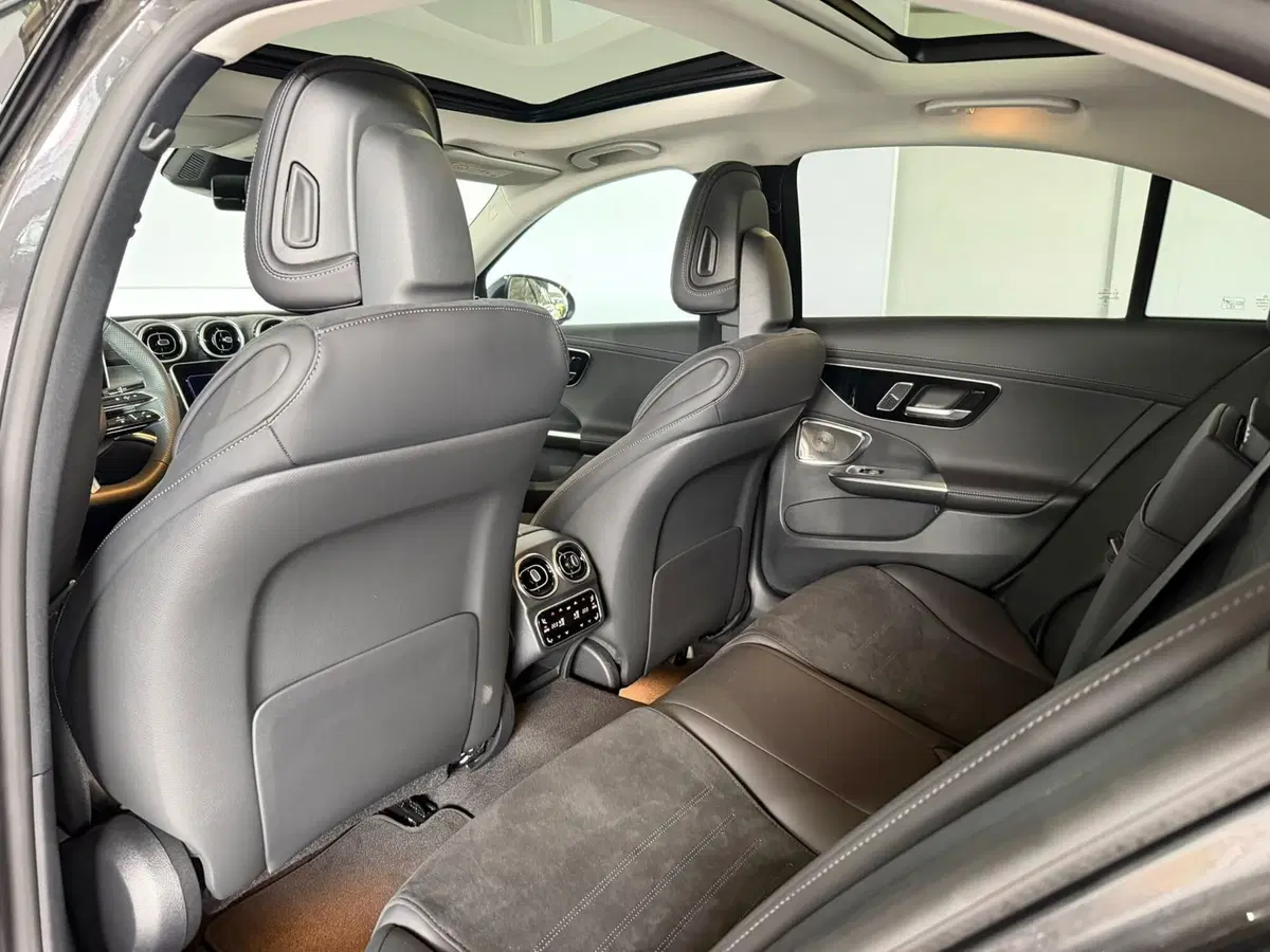 Mercedes-Benz Classe C nuova a Monza e Brianza (14)