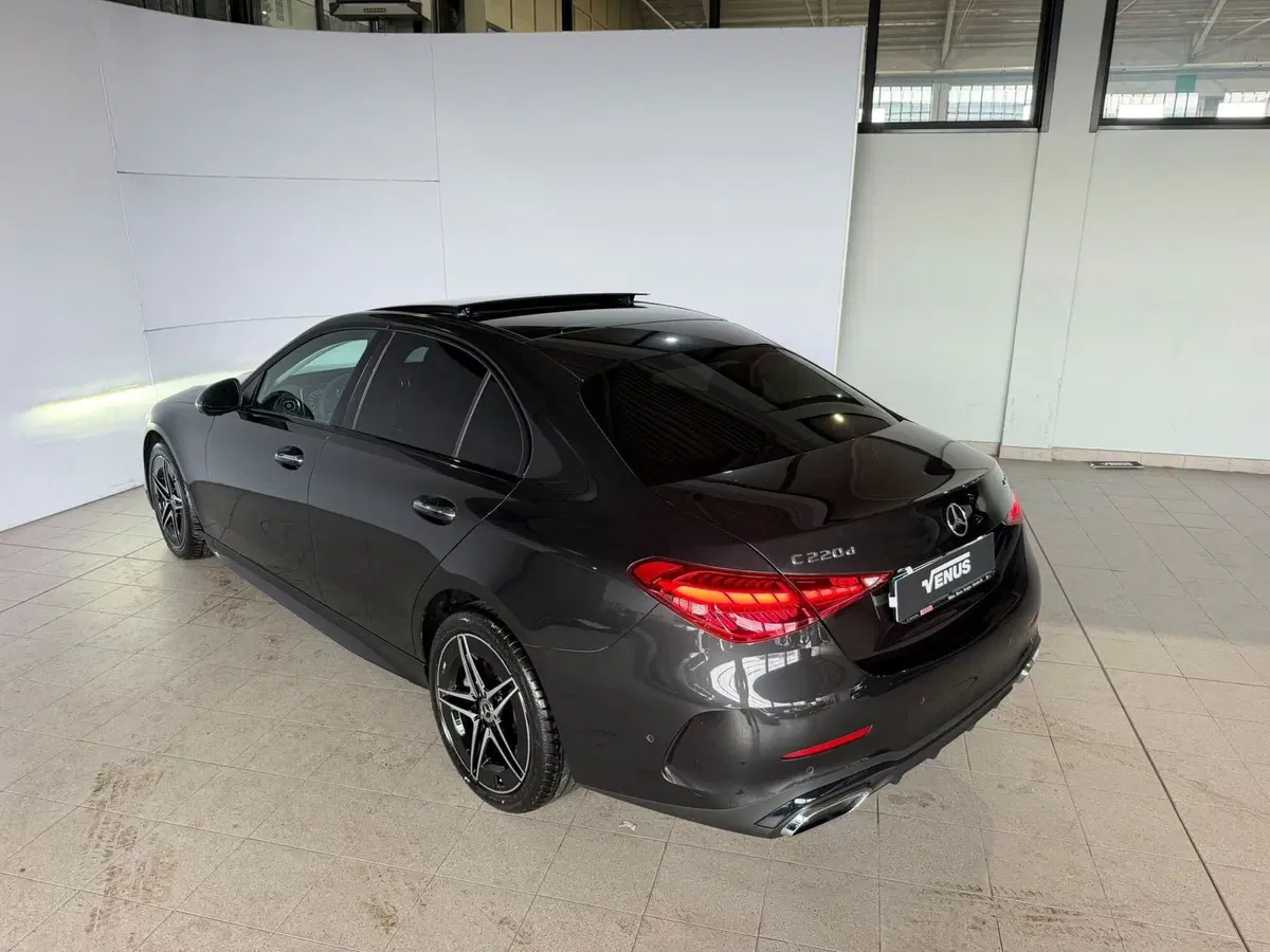 Mercedes-Benz Classe C nuova a Monza e Brianza (5)