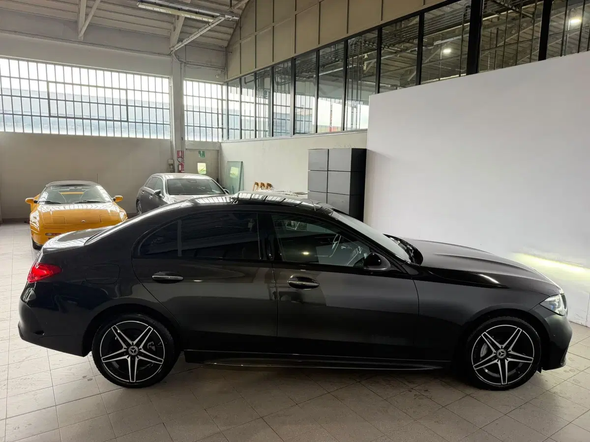 Mercedes-Benz Classe C nuova a Monza e Brianza (8)