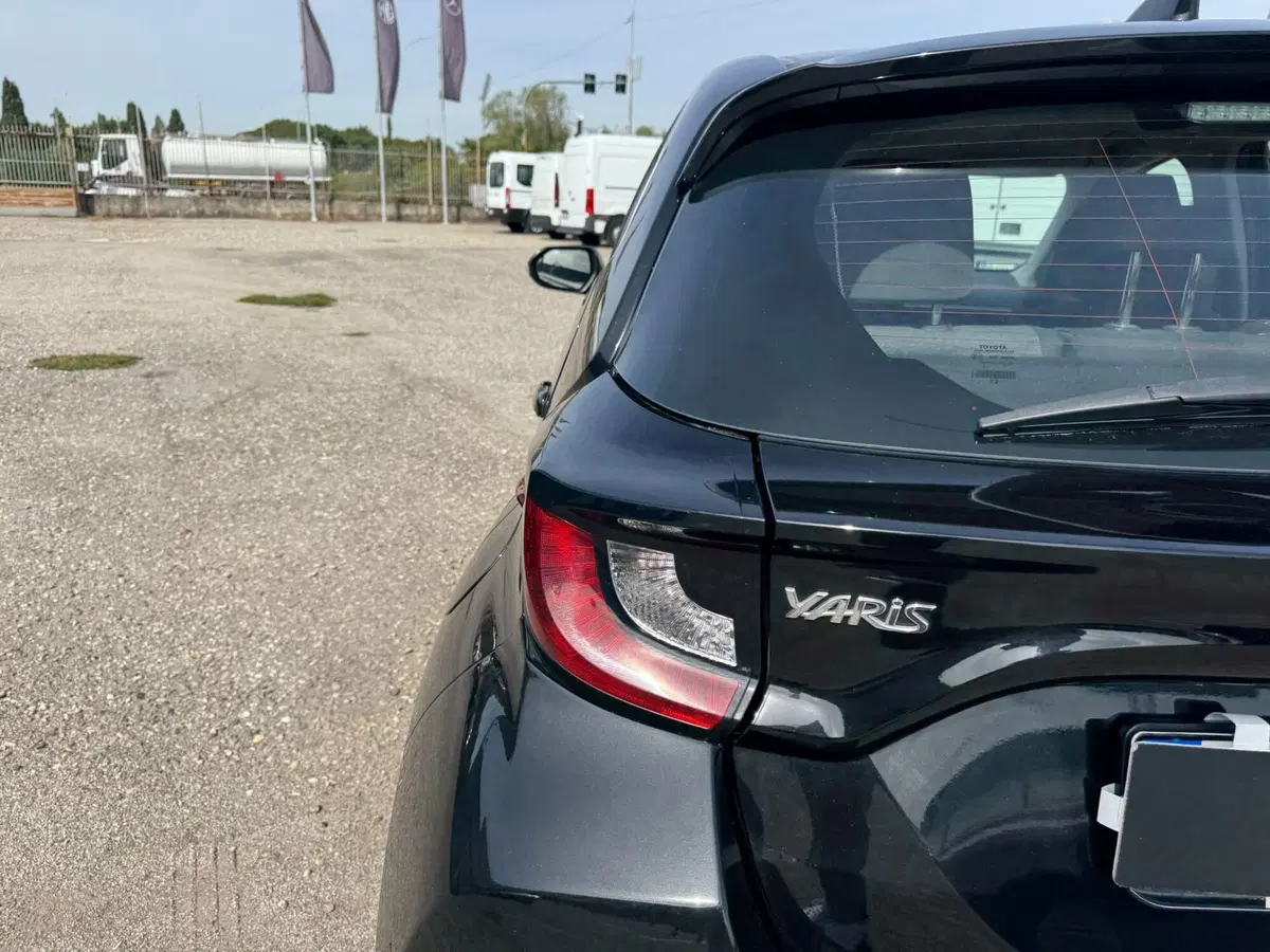 Toyota Yaris Cross usata a Monza e Brianza (15)