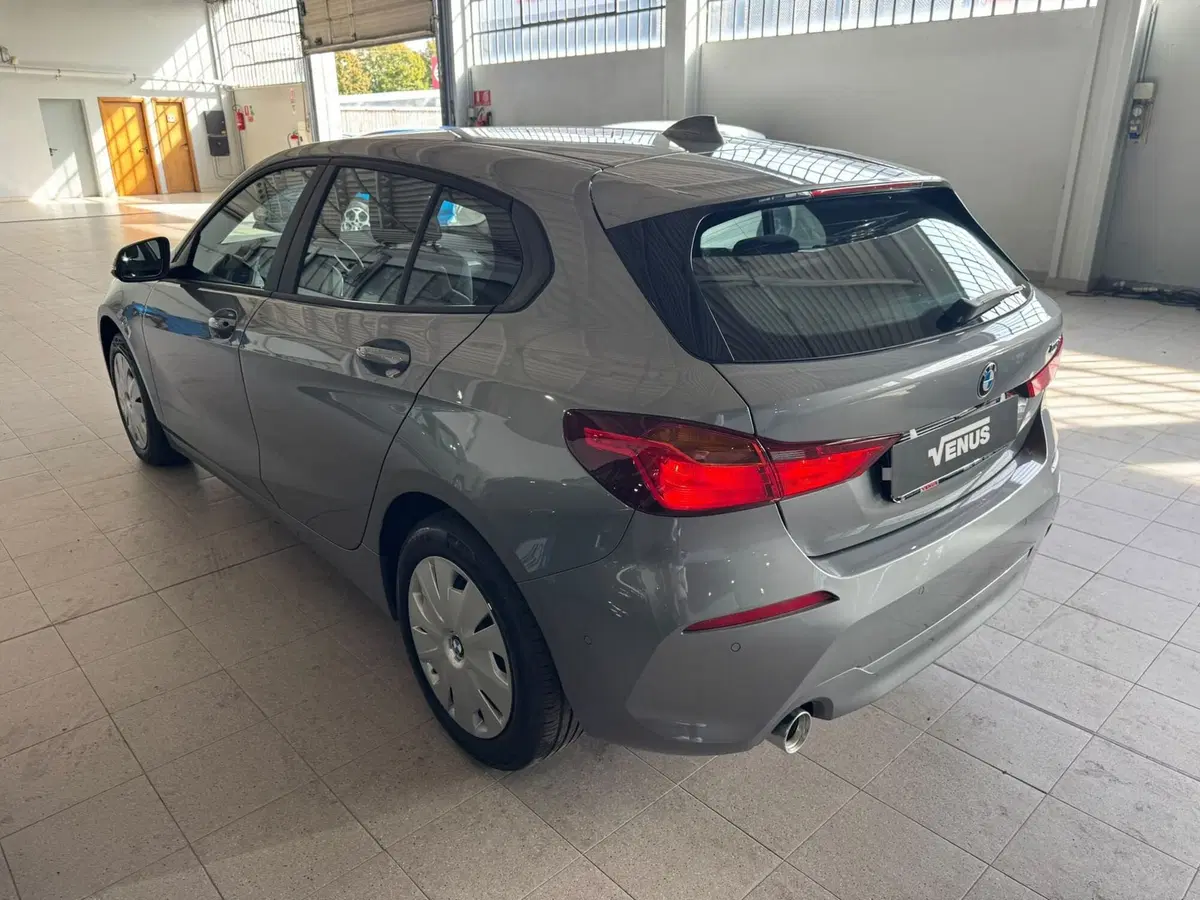 BMW Serie 1 nuova a Monza e Brianza (5)