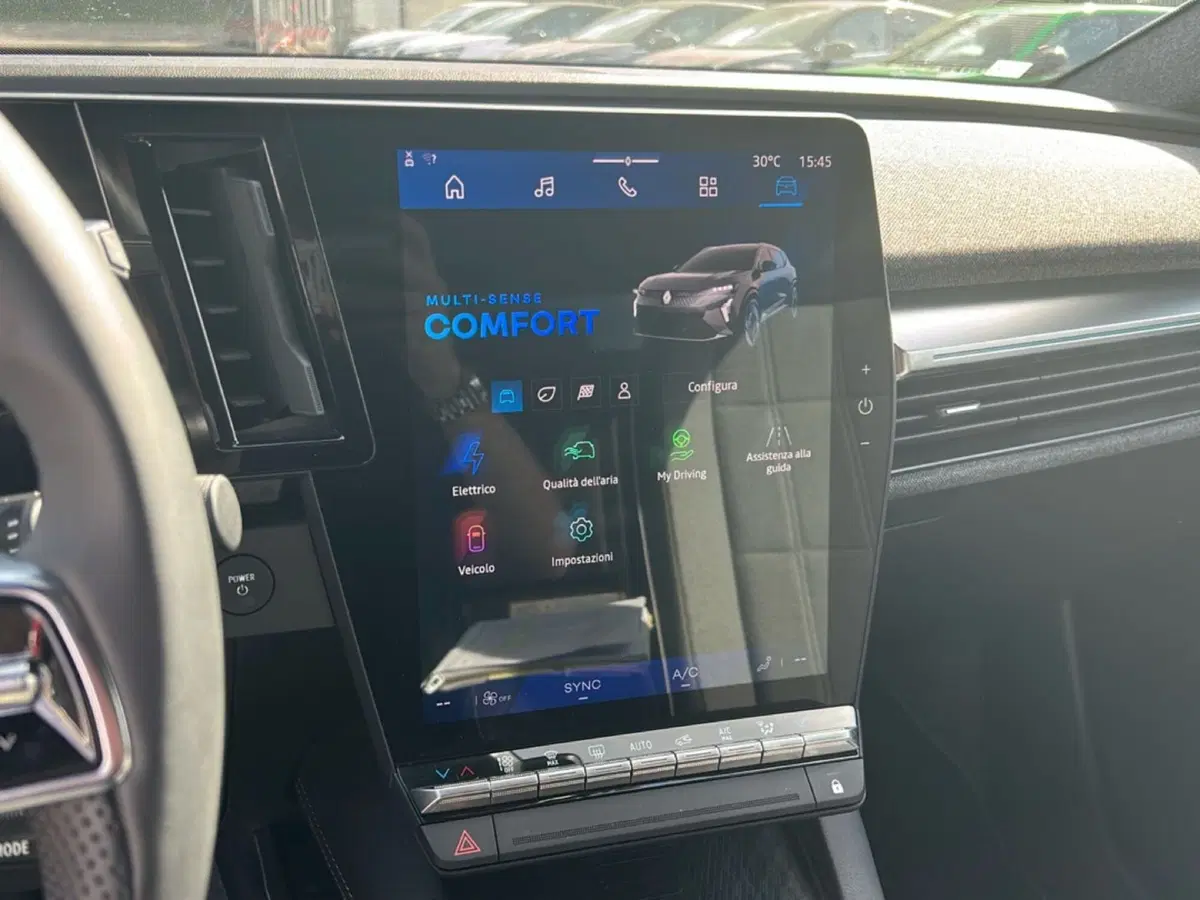 Renault Scenic E-Tech Electric usata a Roma (18)