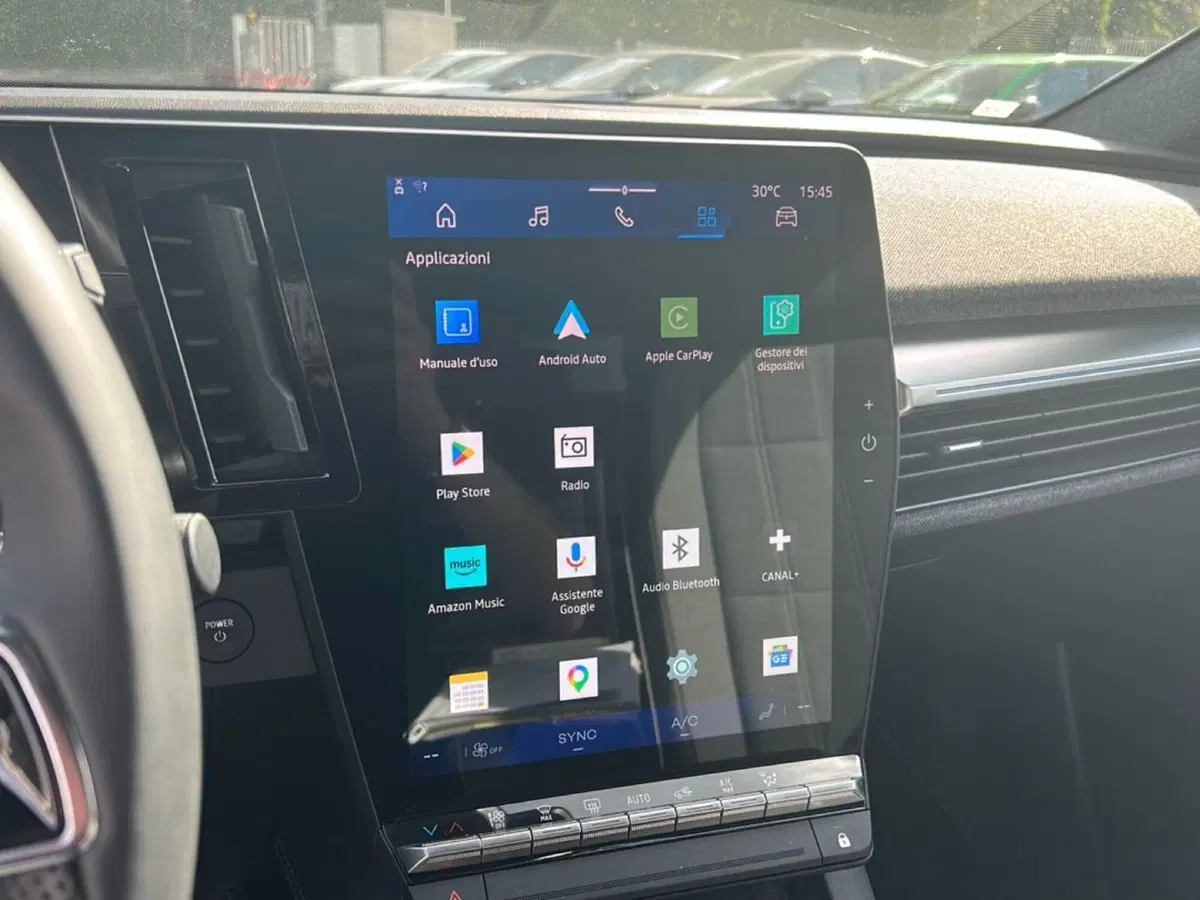 Renault Scenic E-Tech Electric usata a Roma (19)