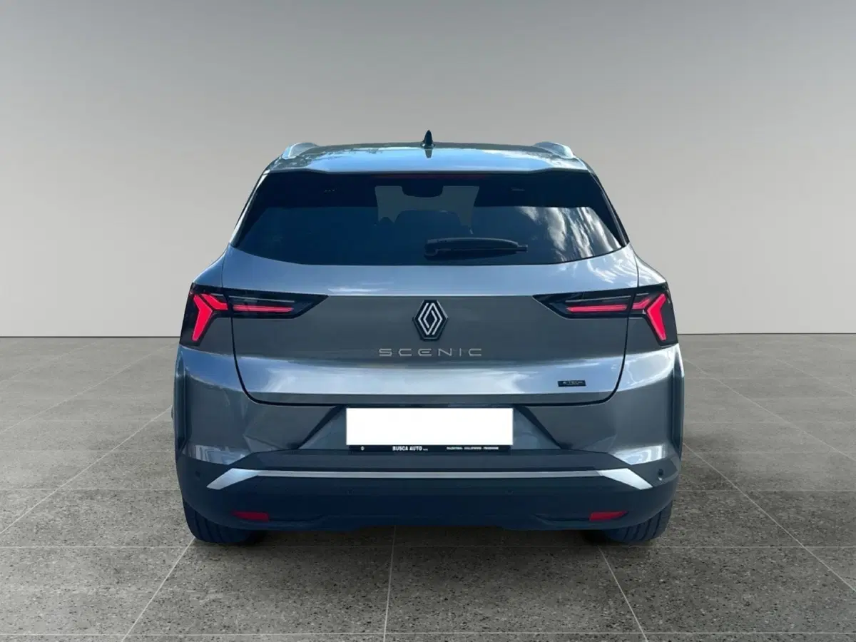 Renault Scenic E-Tech Electric usata a Roma (4)