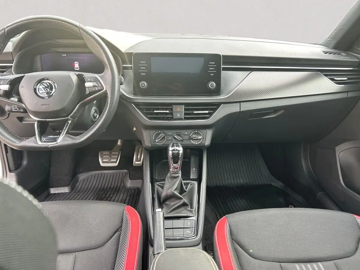Skoda Kamiq usata a Modena (12)