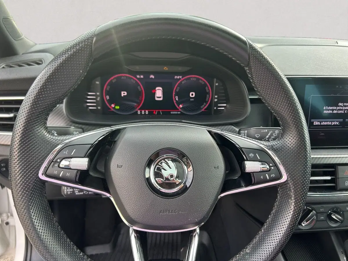 Skoda Kamiq usata a Modena (13)