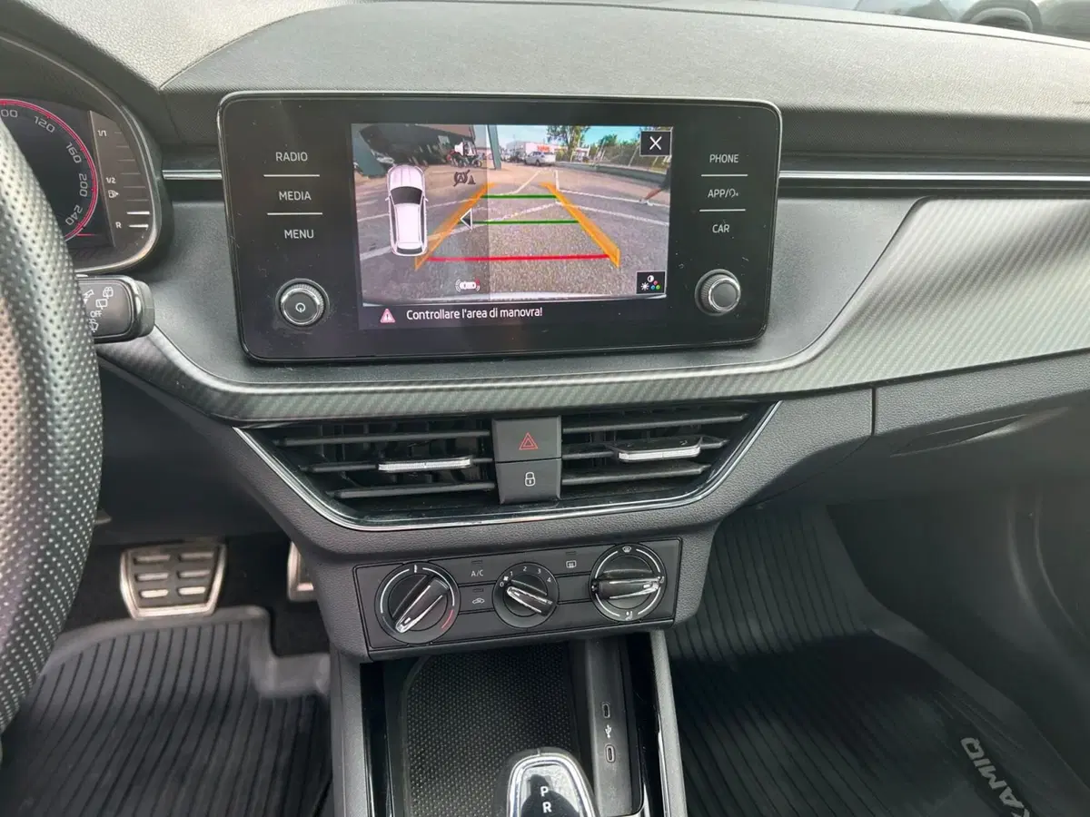 Skoda Kamiq usata a Modena (14)