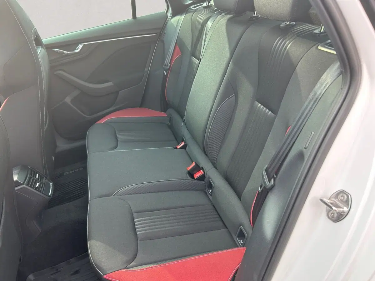 Skoda Kamiq usata a Modena (15)