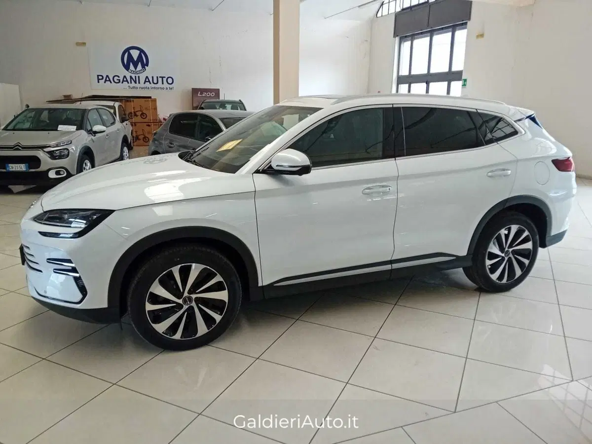 Byd Seal U nuova a Salerno (16)