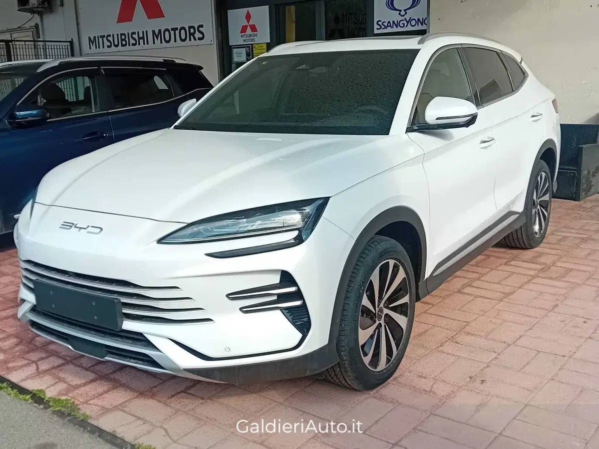 Byd Seal U nuova a Salerno (5)
