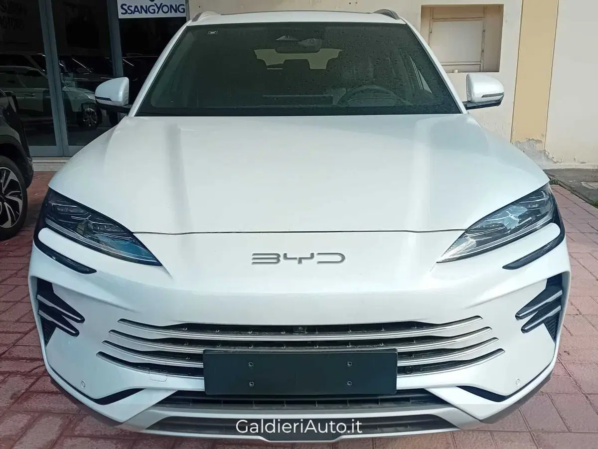 Byd Seal U nuova a Salerno (8)