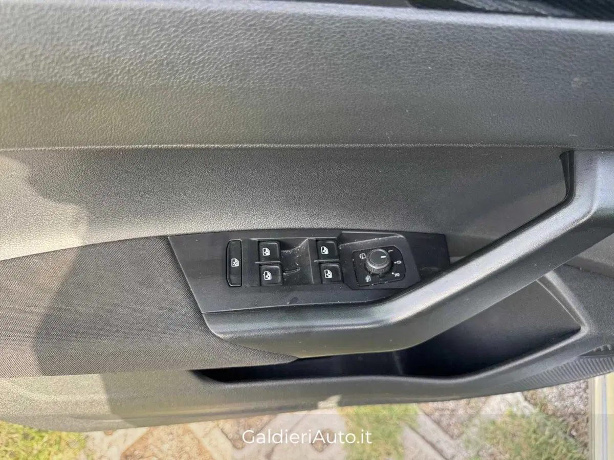 Volkswagen Polo usata a Salerno (14)