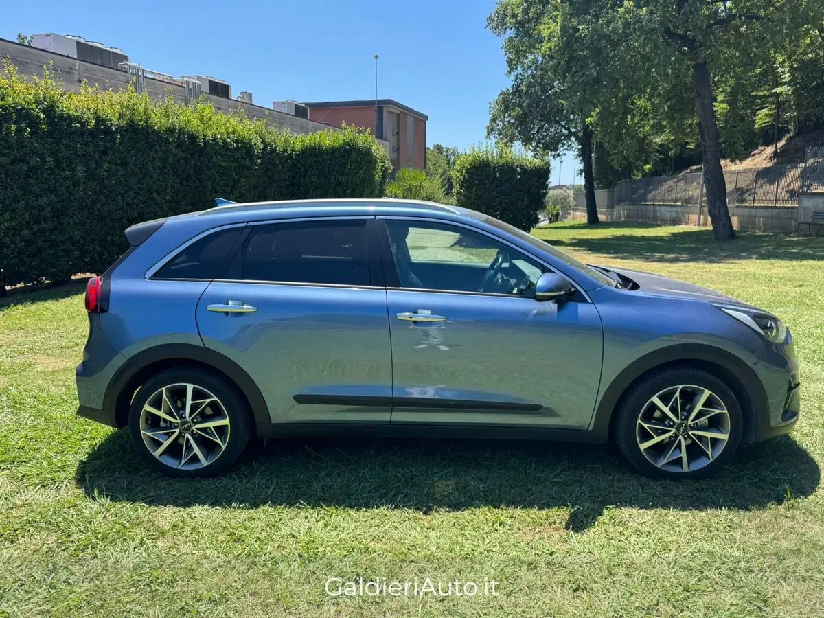 Kia Niro usata a Salerno (15)