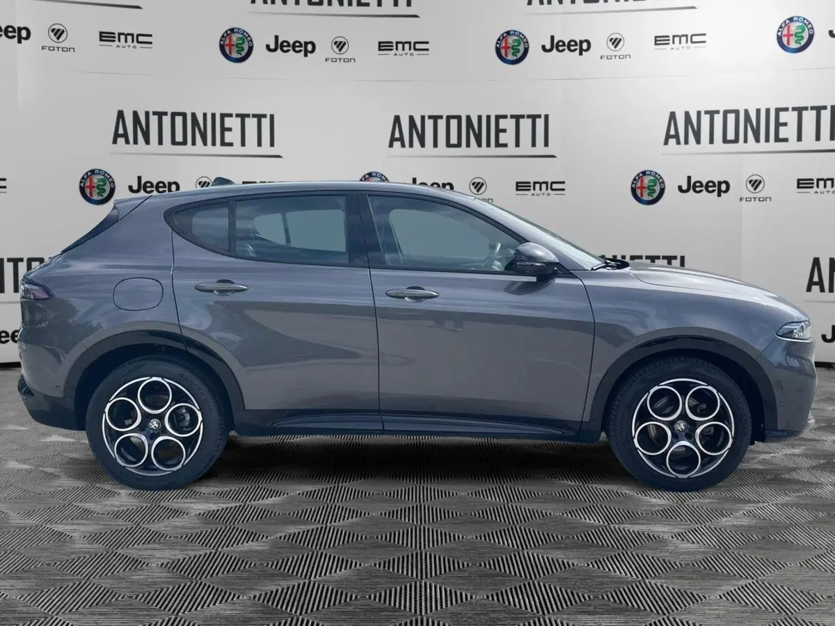 Alfa Romeo Tonale usata a Ancona (4)