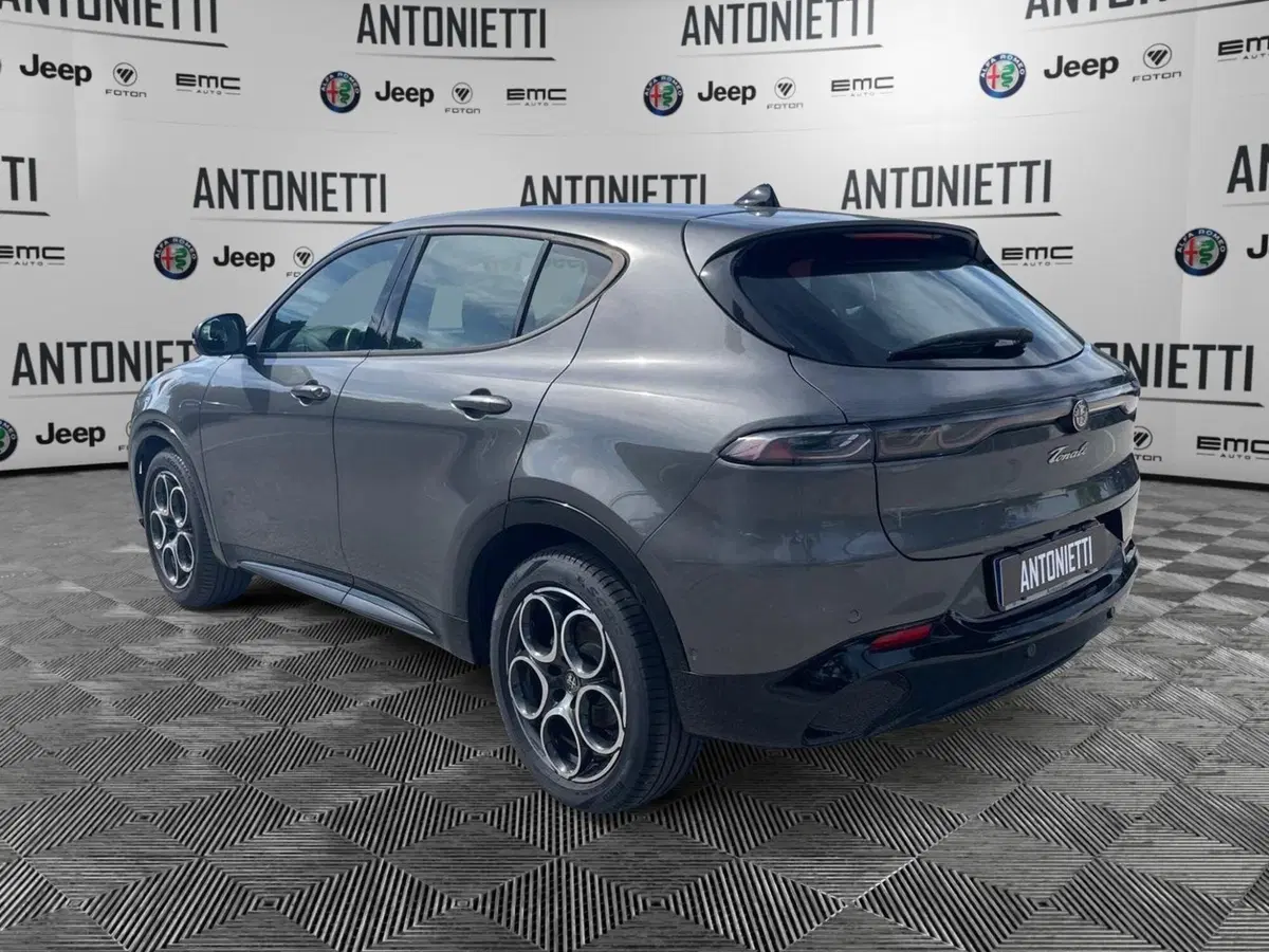Alfa Romeo Tonale usata a Ancona (7)