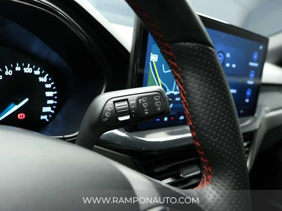 Ford Focus Station Wagon usata a Venezia (18)