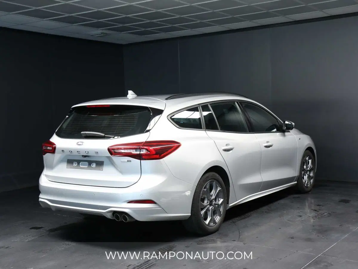 Ford Focus Station Wagon usata a Venezia (3)