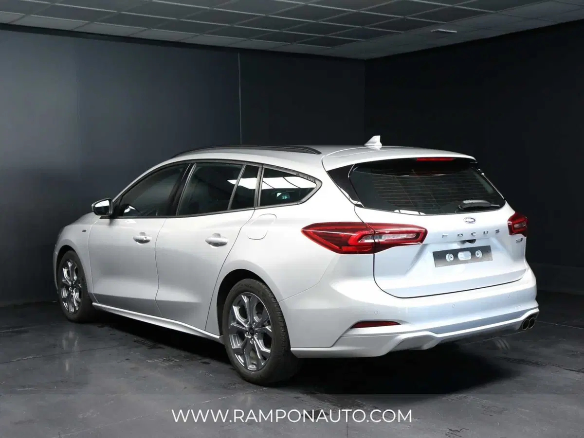 Ford Focus Station Wagon usata a Venezia (5)