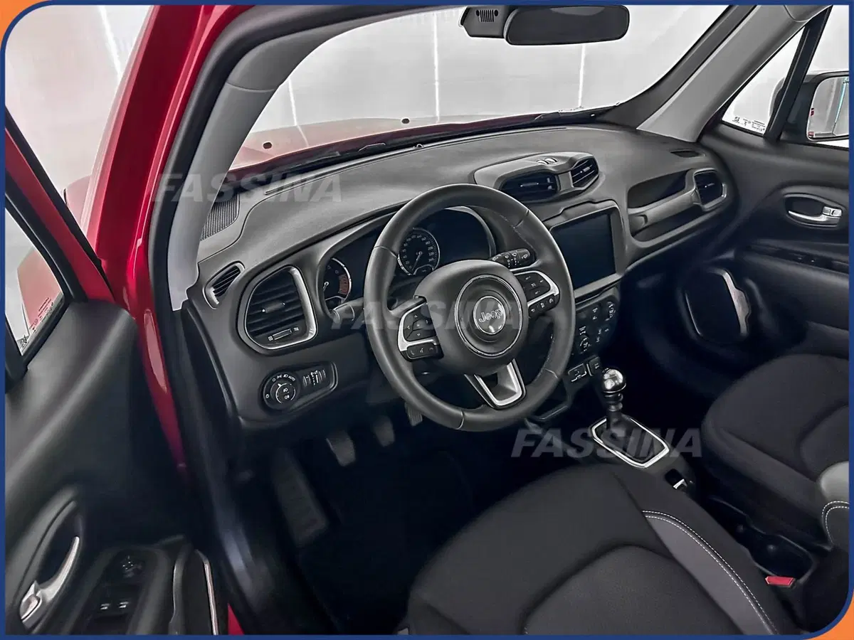 Jeep Renegade usata a Milano (9)