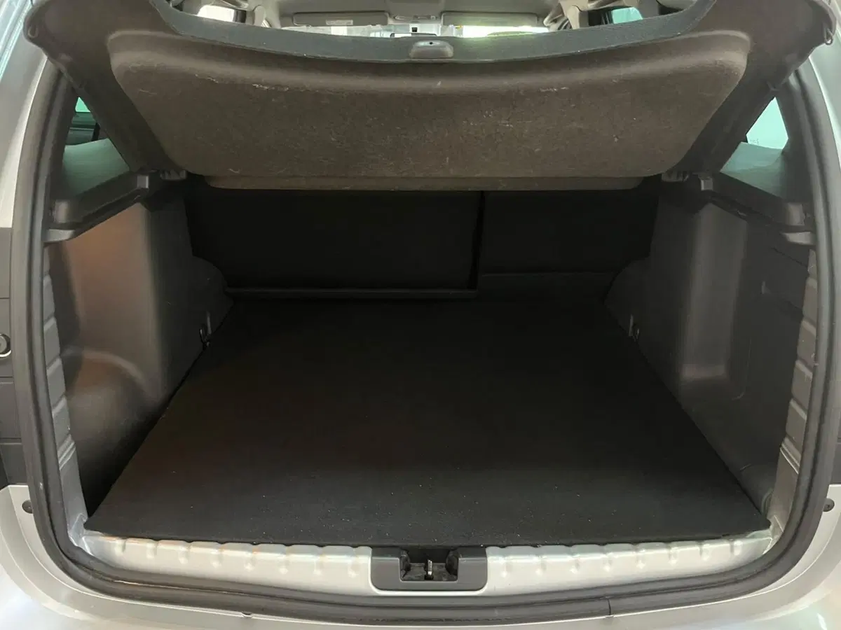 Dacia Duster usata a Lucca (12)