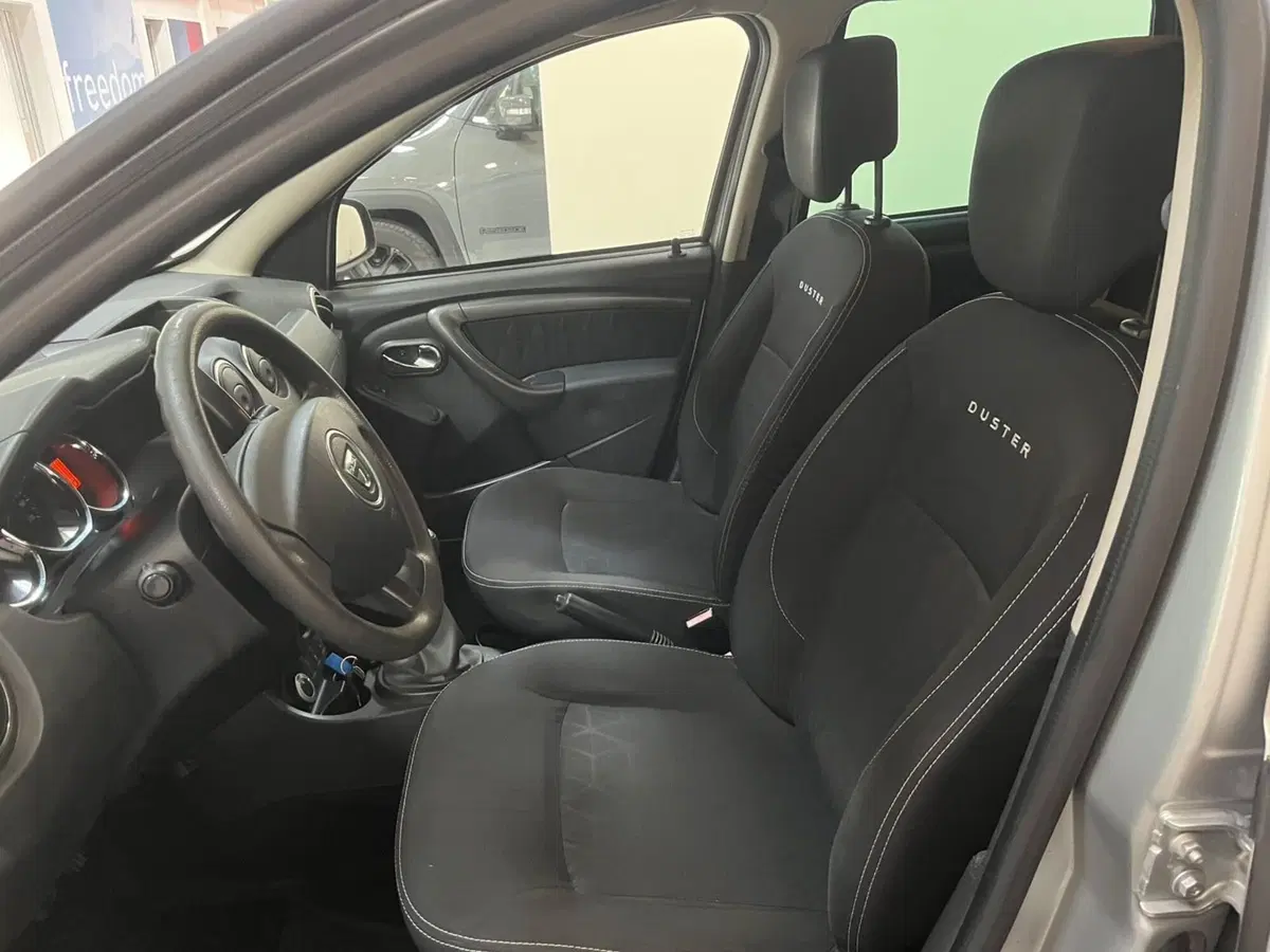 Dacia Duster usata a Lucca (9)