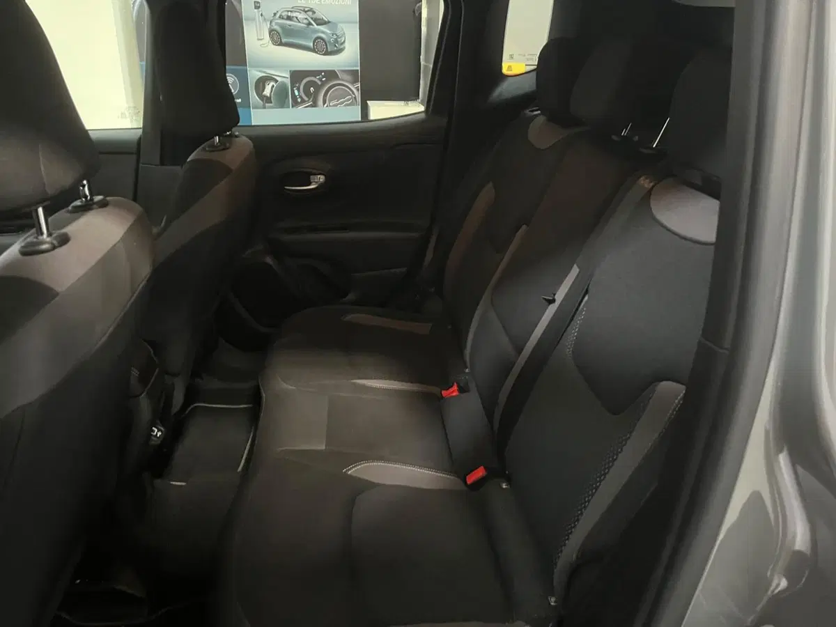 Jeep Renegade usata a Lucca (11)