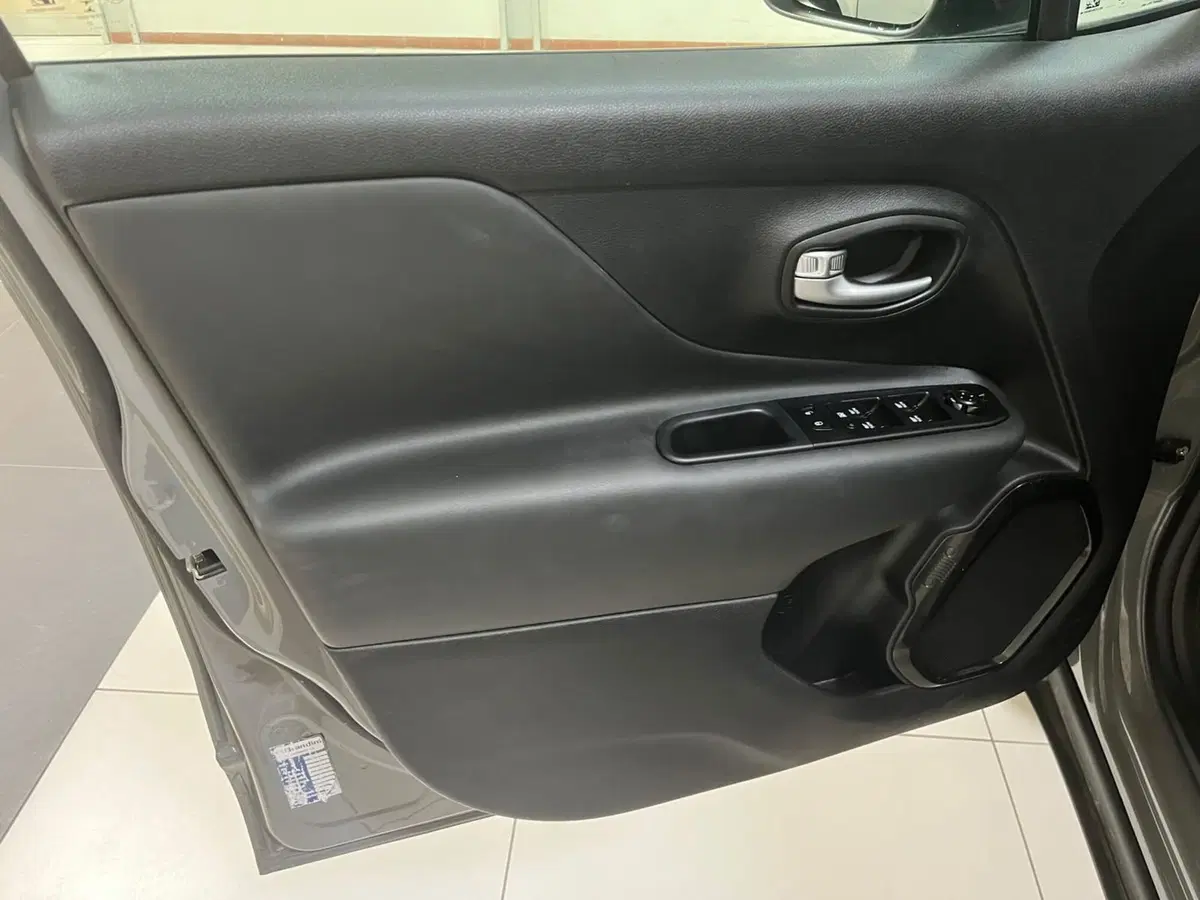 Jeep Renegade usata a Lucca (8)