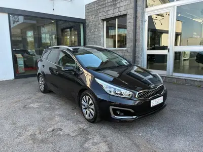 Kia cee'd 1.6 CRDi VGT 90CV 5p. LX del 2017 usata a Barlassina
