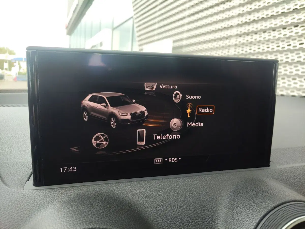 Audi Q2 usata a Modena (10)