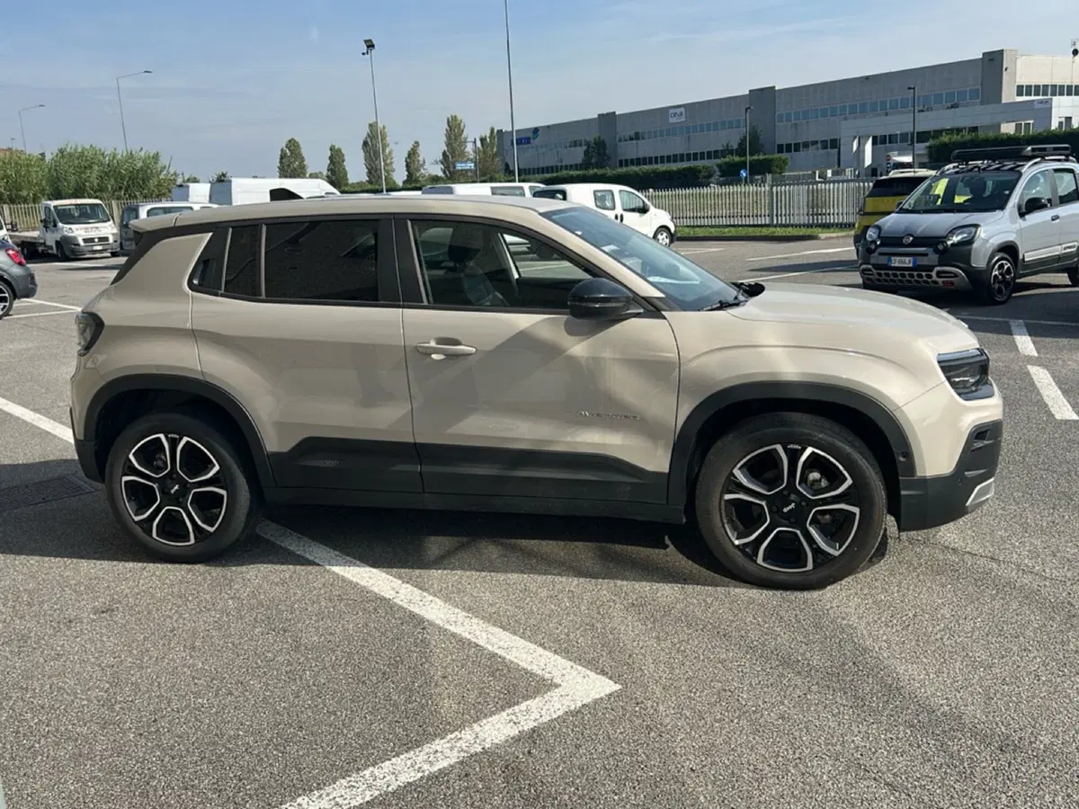 Jeep Avenger usata a Bergamo (6)