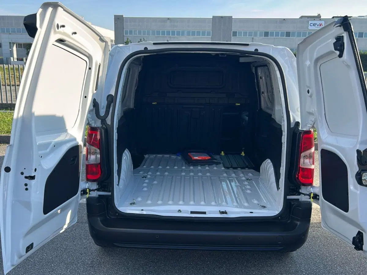 Fiat Doblò Furgone nuova a Bergamo (12)