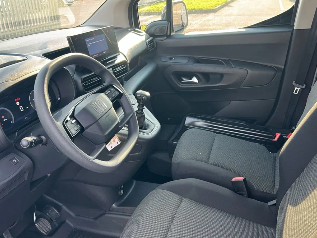 Fiat Doblò Furgone nuova a Bergamo (14)