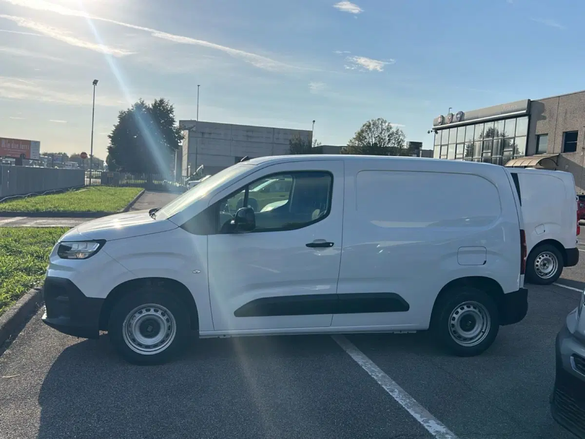 Fiat Doblò Furgone nuova a Bergamo (2)