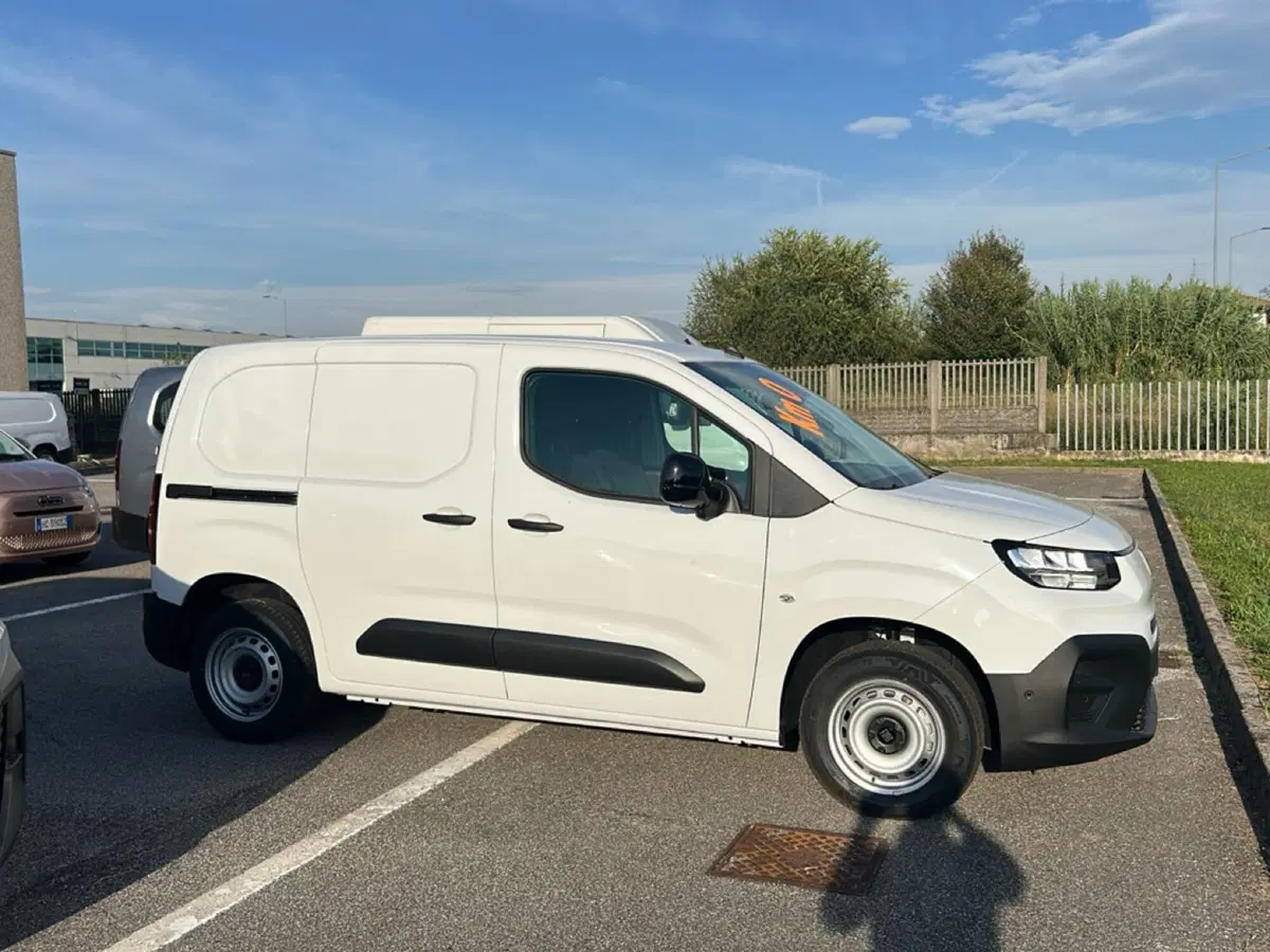 Fiat Doblò Furgone nuova a Bergamo (6)