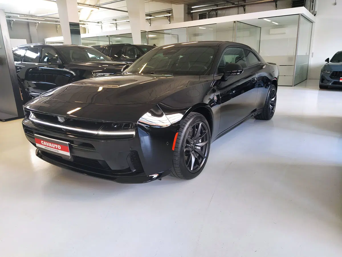 Dodge Charger Coupé nuova a Monza e Brianza