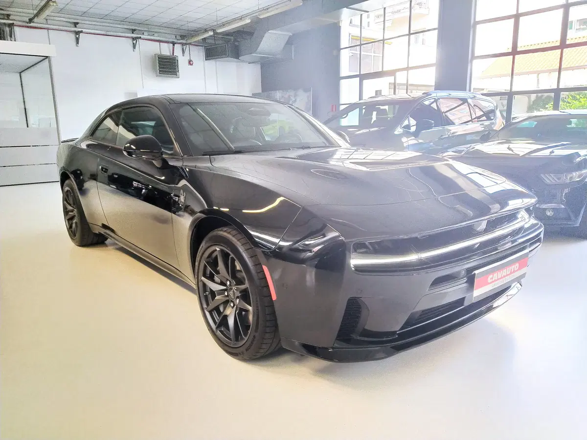 Dodge Charger Coupé nuova a Monza e Brianza (4)