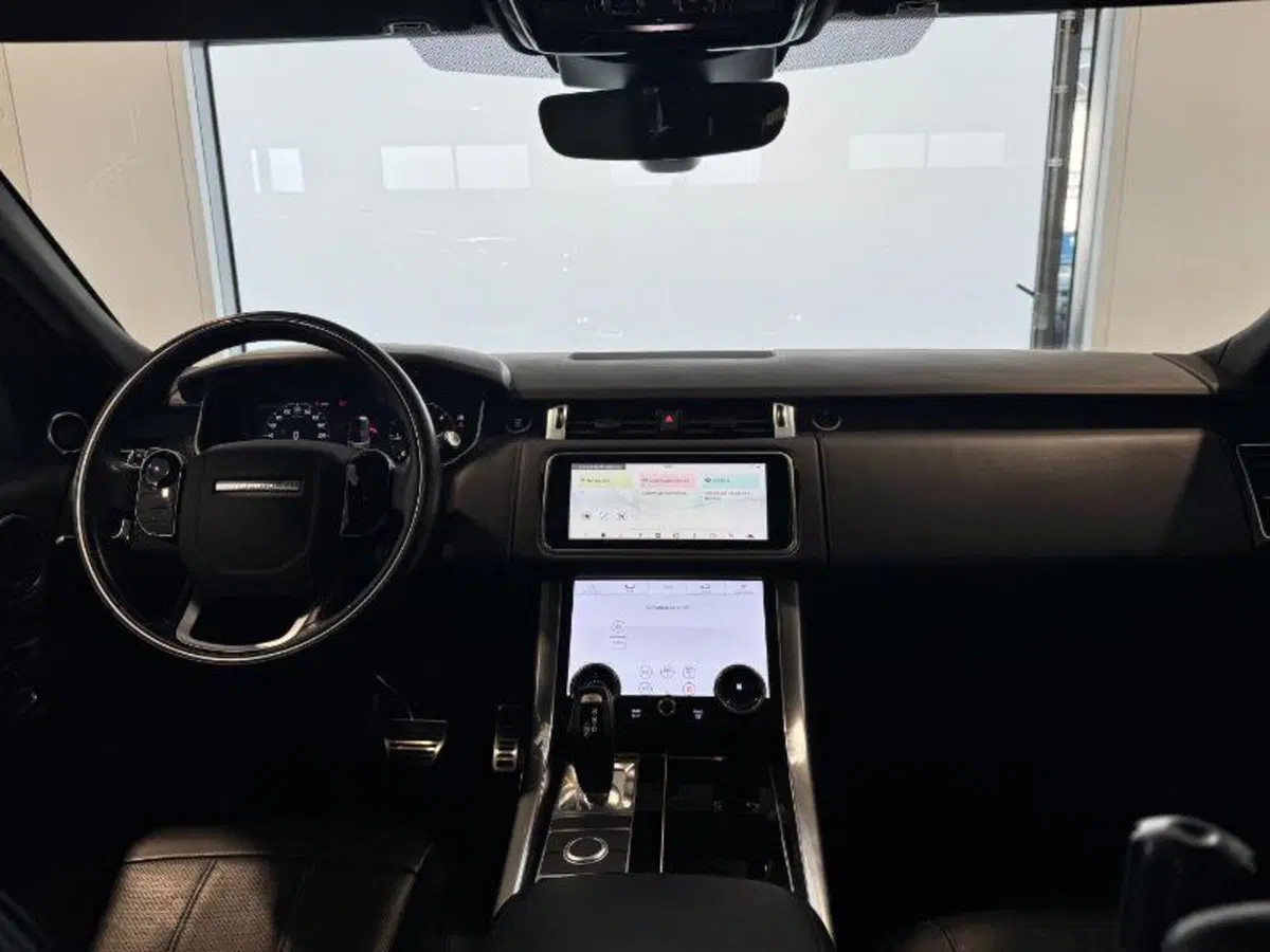Land Rover Range Rover Sport usata a Venezia (17)