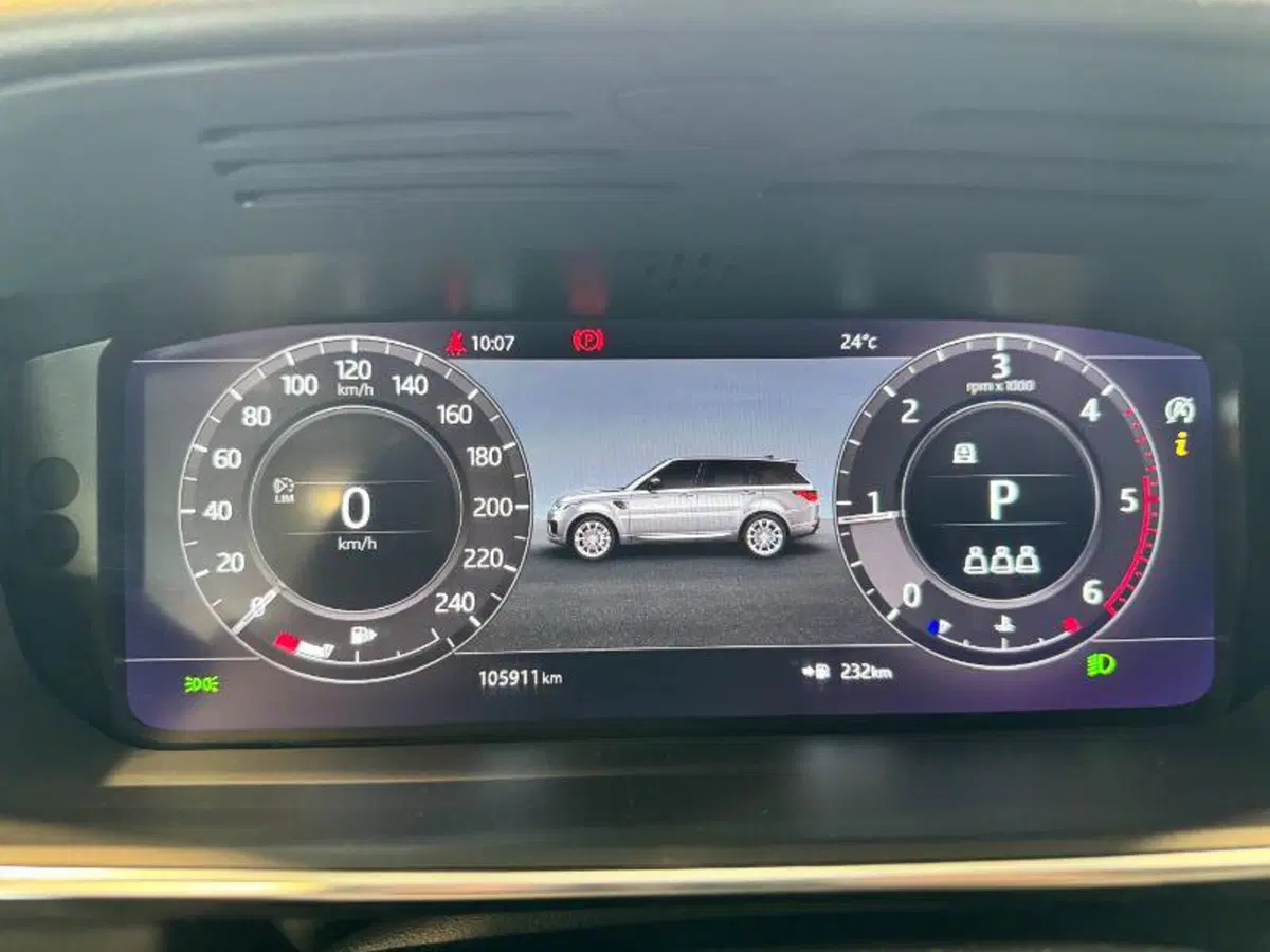 Land Rover Range Rover Sport usata a Venezia (19)